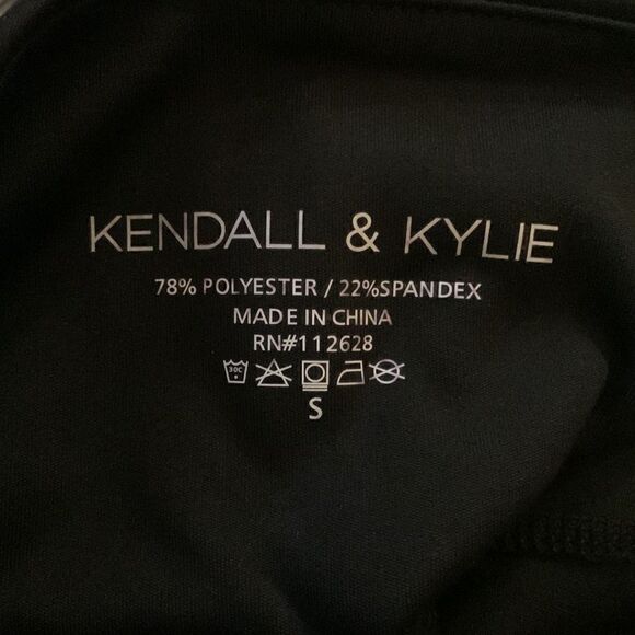 Kendall and Kyle leggings, they are about ankle crop, very soft - Picture 5 of 5